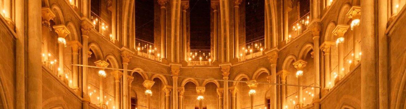 Les lumières de la Cathédrale d’Amiens (80) les 6, 7 & 8 décembre 2019 à l’occasion des 800 ans de la cathédrale