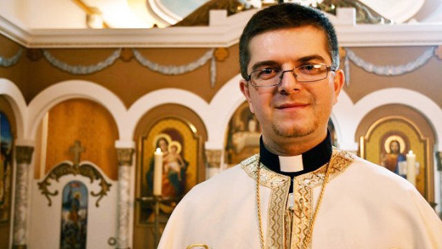 Roumanie: nomination du plus jeune évêque du monde à Alba-Iulia et Făgăraș