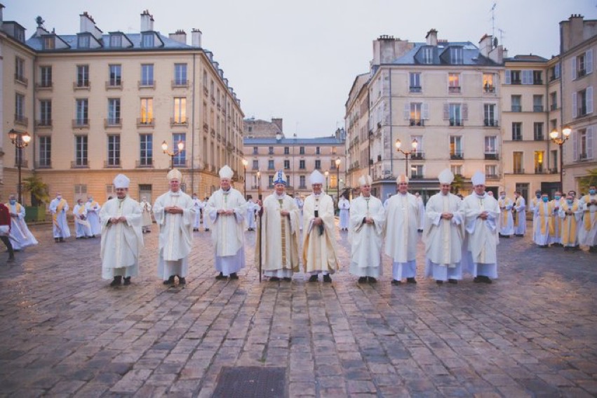 Versailles : messe d’action de grâce pour l’épiscopat de Mgr Aumonier