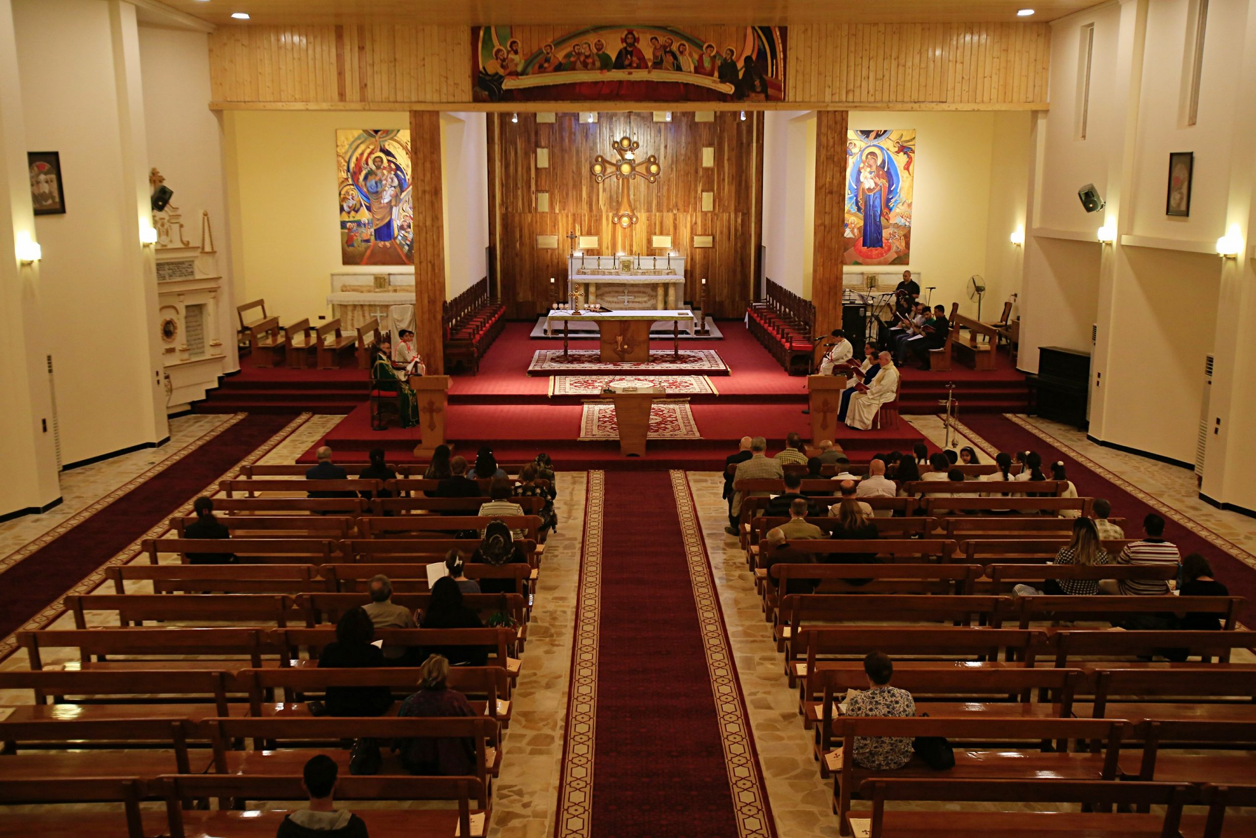 Visite du Pape en Irak: célébration d’une liturgie chaldéenne à la cathédrale Saint-Joseph