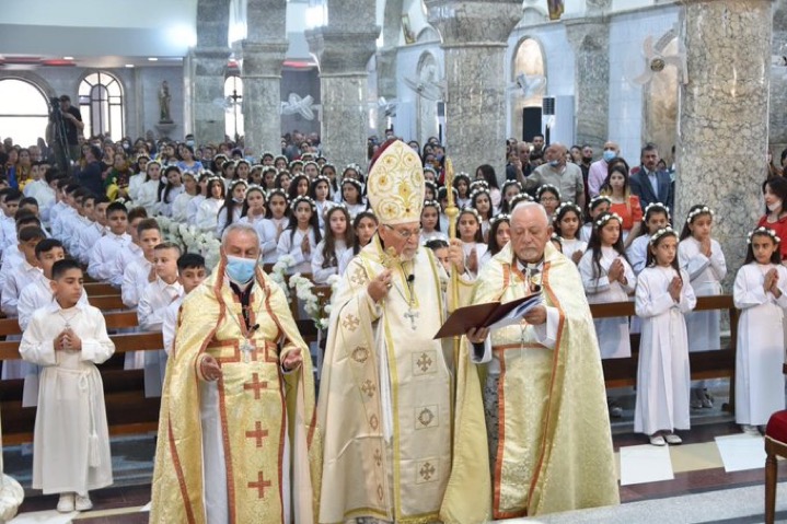 Irak: premières communions dans la cathédrale de Qaraqosh restaurée