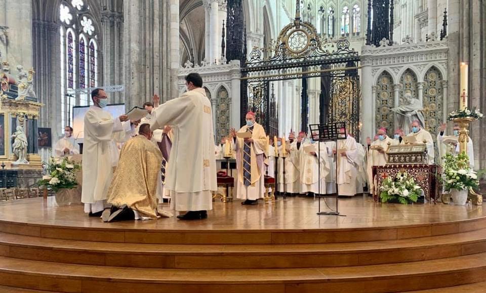 Ordination épiscopale de Mgr Gérard Le Stang nouvel évêque d’Amiens