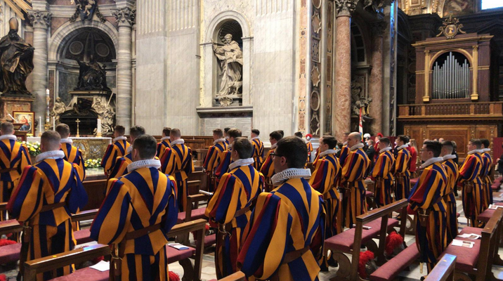 Rome: messe pour les nouveaux Gardes suisses