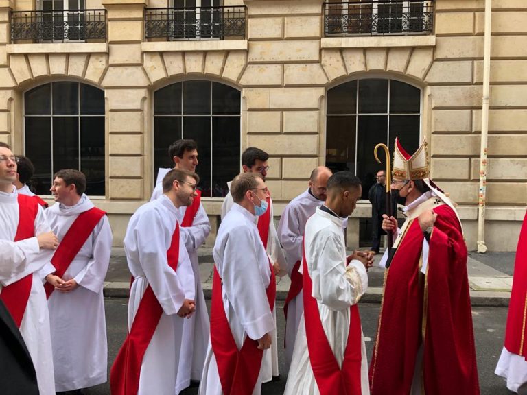 Paris ordinations sacerdotales à SaintSulpice InfoCatho
