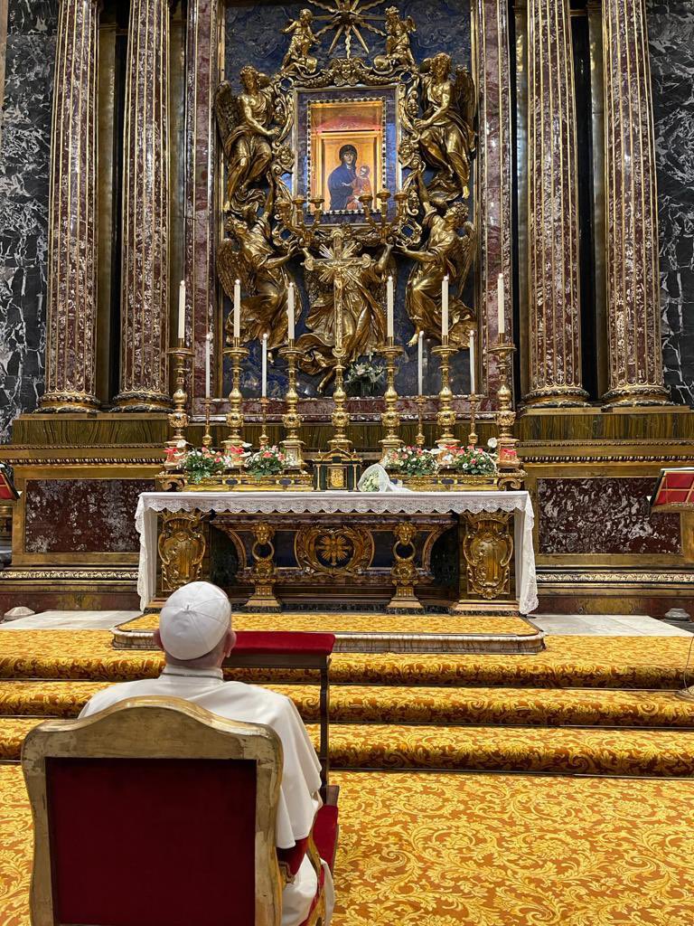 Rome: le Pape a prié à Sainte-Marie-Majeure