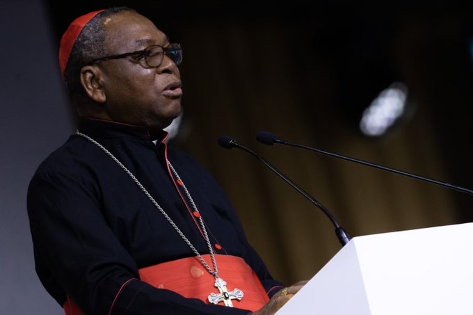 Cardinal Onaiyekan: l’Eucharistie ne doit pas être reçue de manière indigne