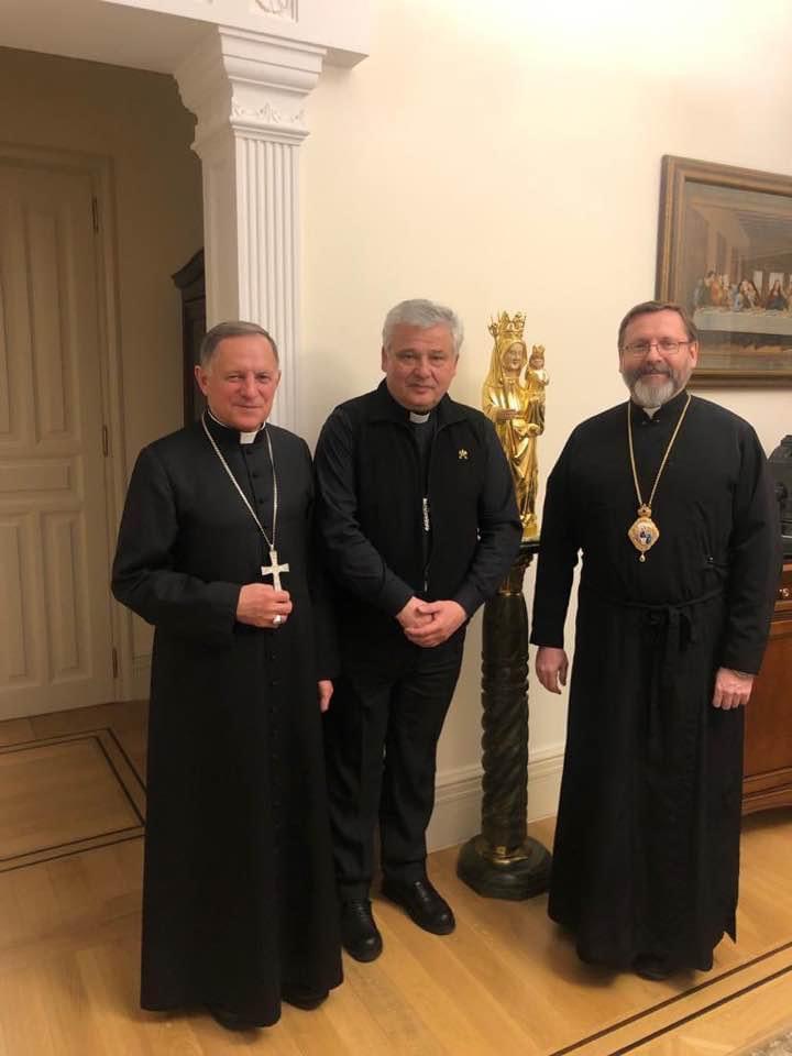 Ukraine: le cardinal Krajewski est arrivé à Lviv