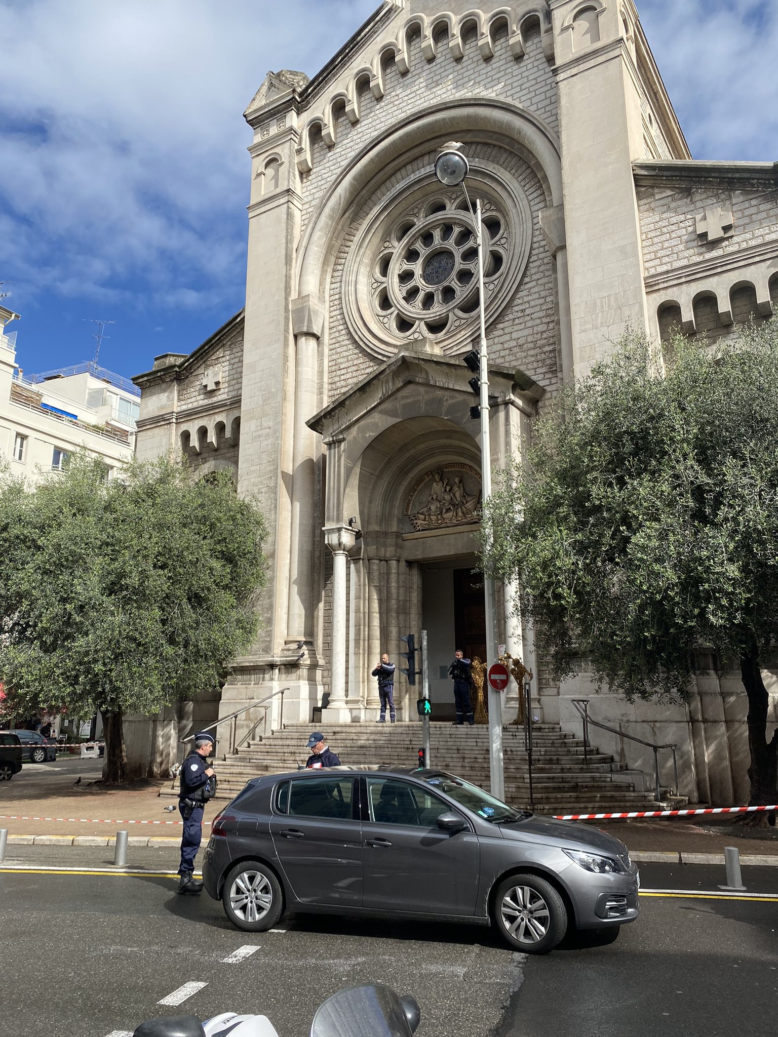 Nice: un prêtre et une religieuse agressés