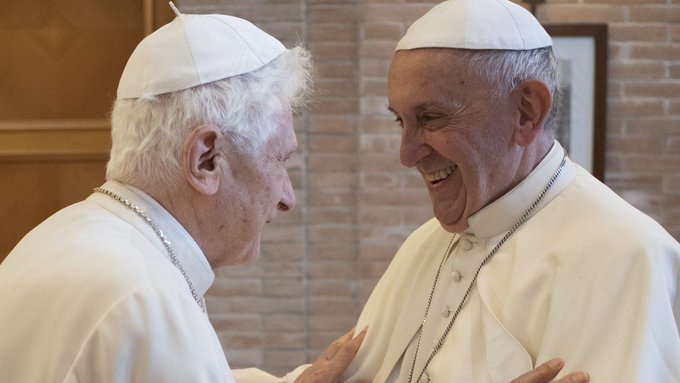 Le Pape François a rencontré le Pape Benoît XVI
