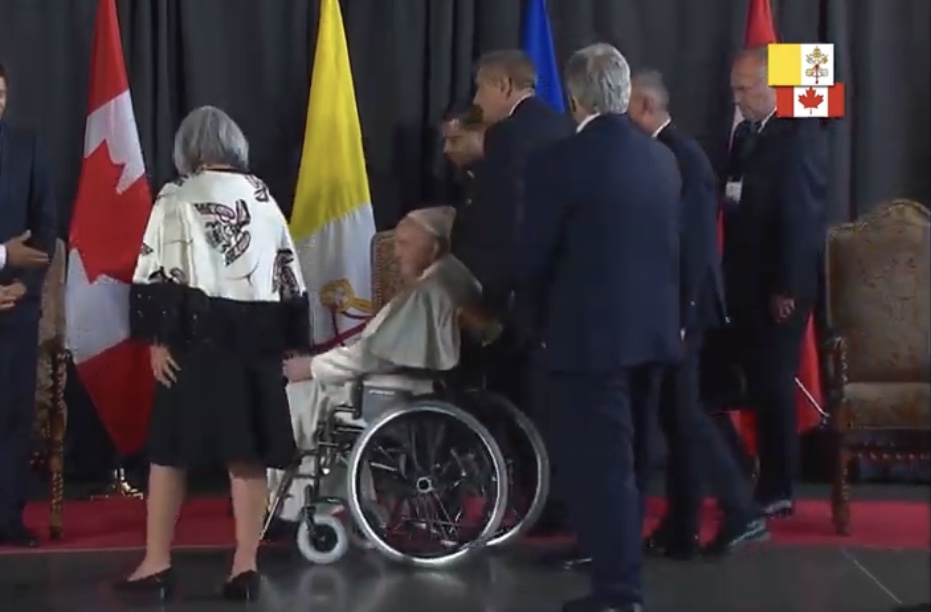 Canada: accueil officiel du Pape à Edmonton