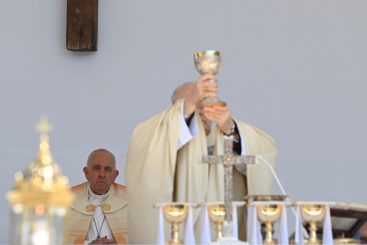 Hongrie: pour revoir la messe présidée par le Pape François