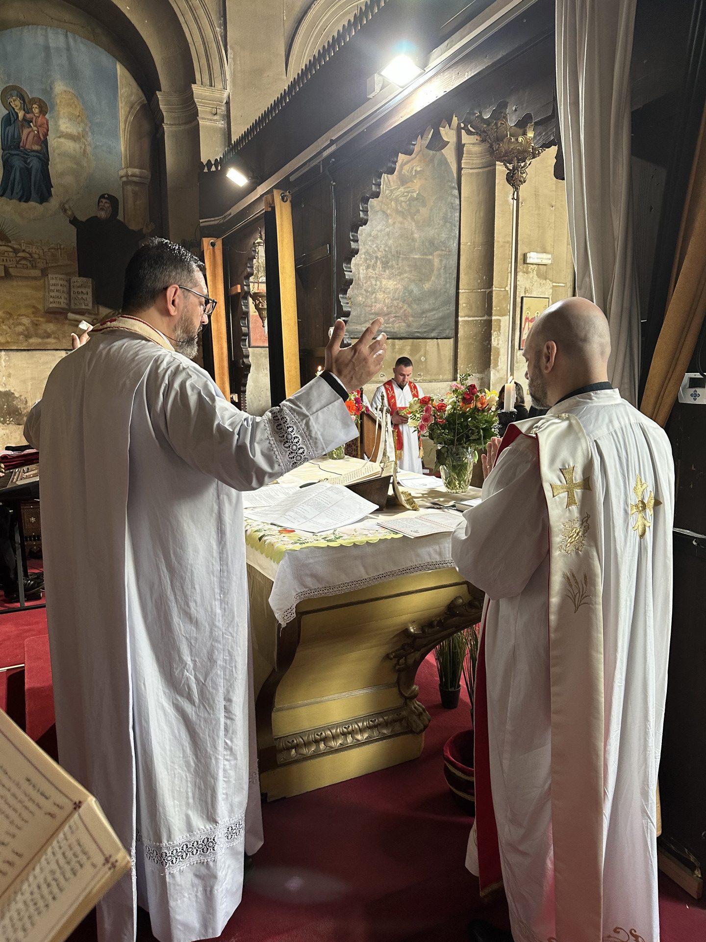 Célébration du dimanche de Pâques chez les syriaques catholiques