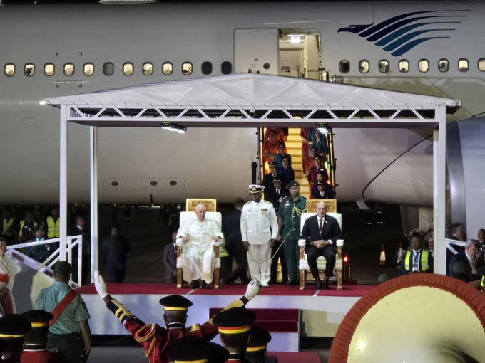 Le pape François est arrivé en Papouasie-Nouvelle-Guinée