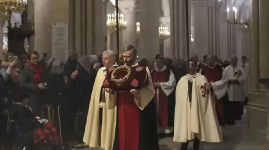 Notre-Dame de Paris: retour solennel de la couronne d’épines