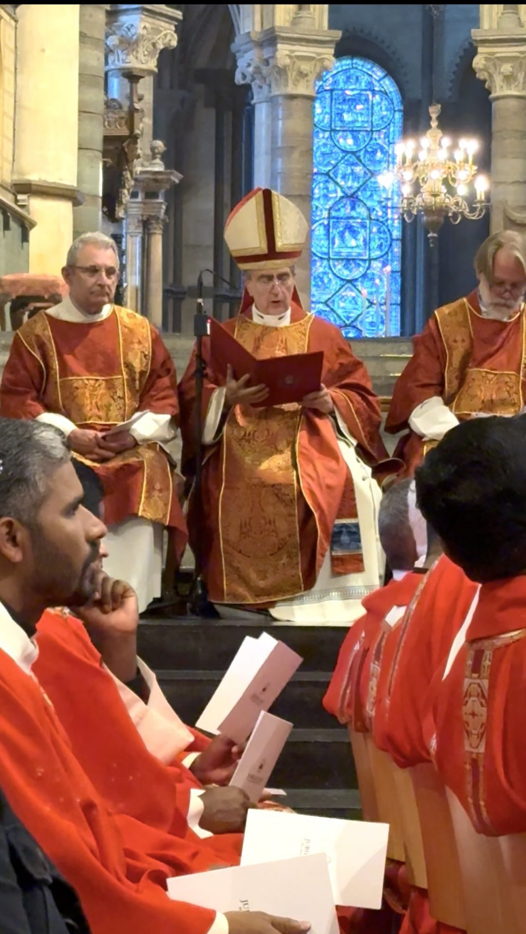 Cathédrale de Canterbury : célébration d’une messe catholique