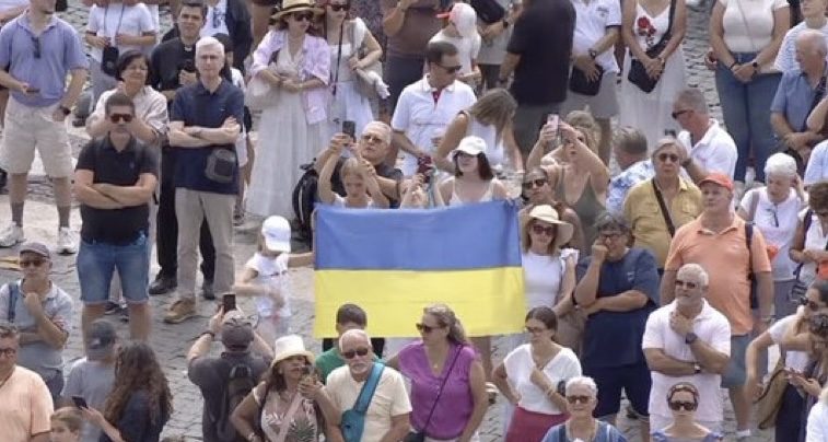 Le pape appelle à la paix en Ukraine