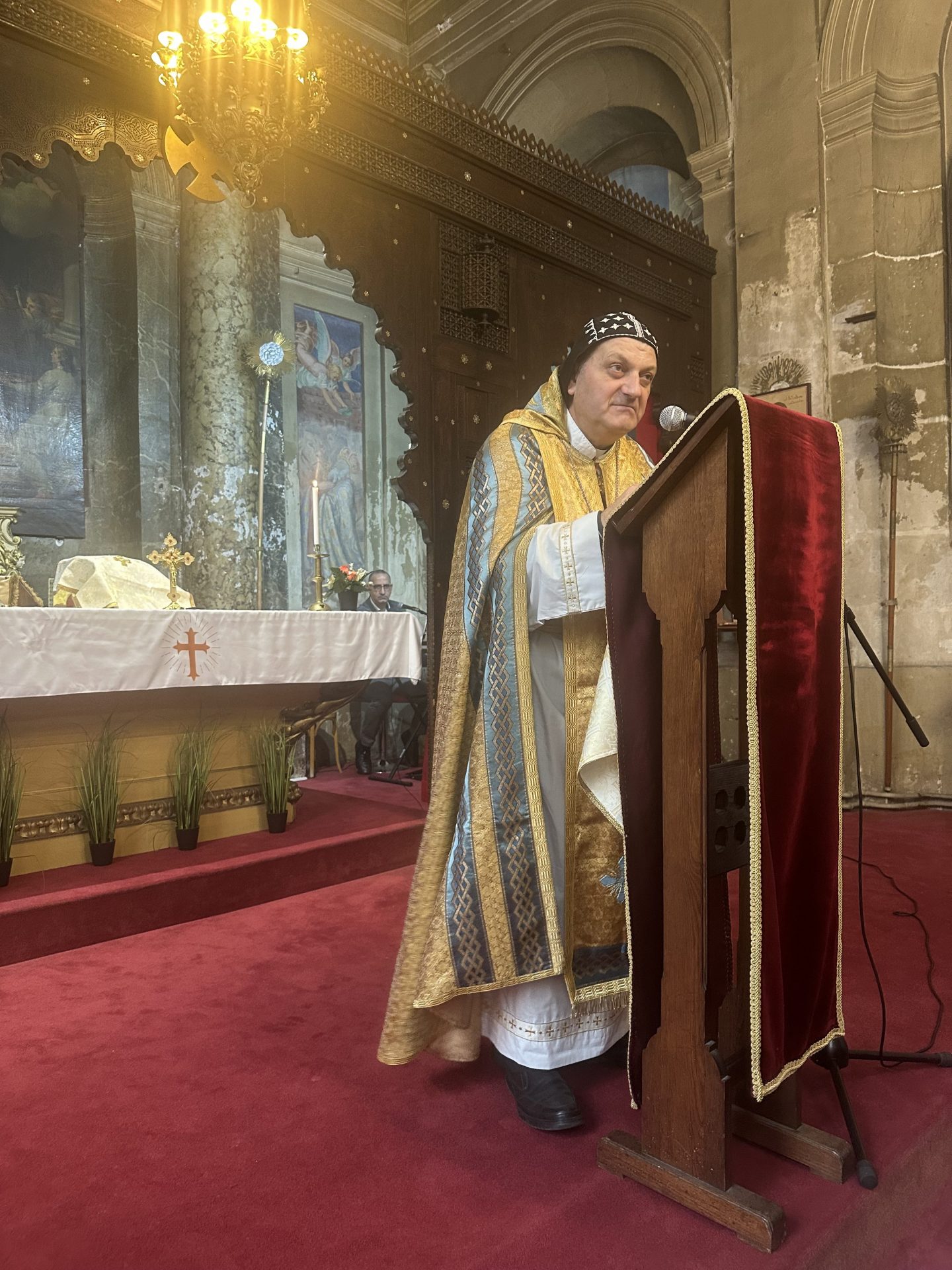 Paris: Mgr Jacques Mourad à Saint-Ephrem