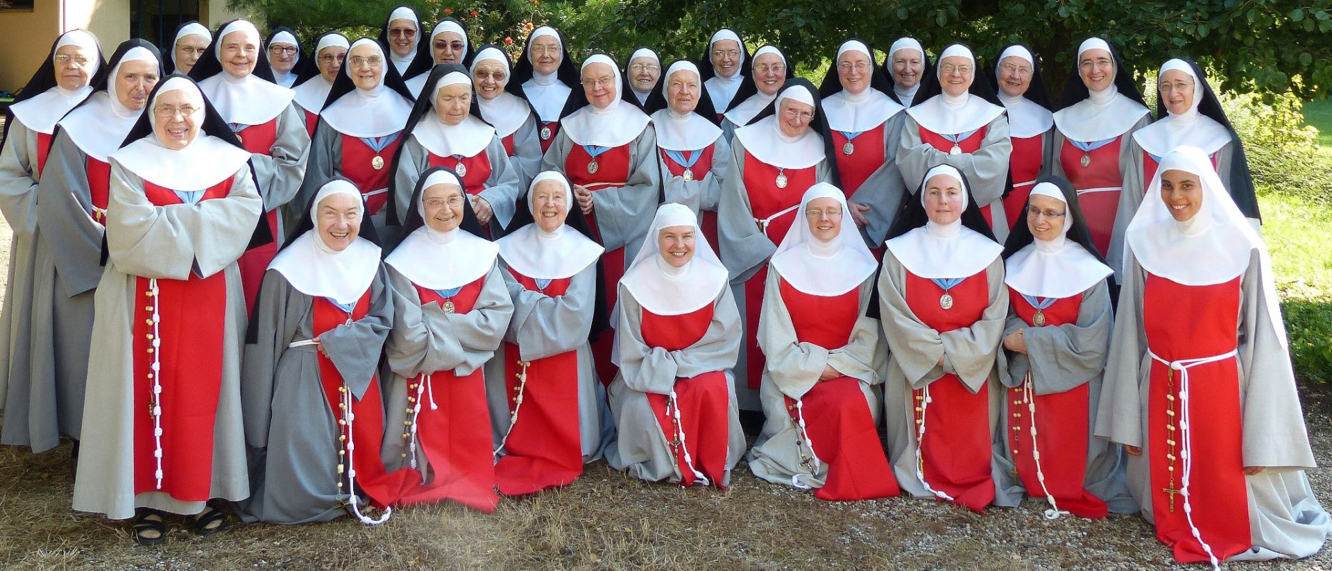 Monastère de l’Annonciade de Thiais : entre prière et travail (Divine Box)