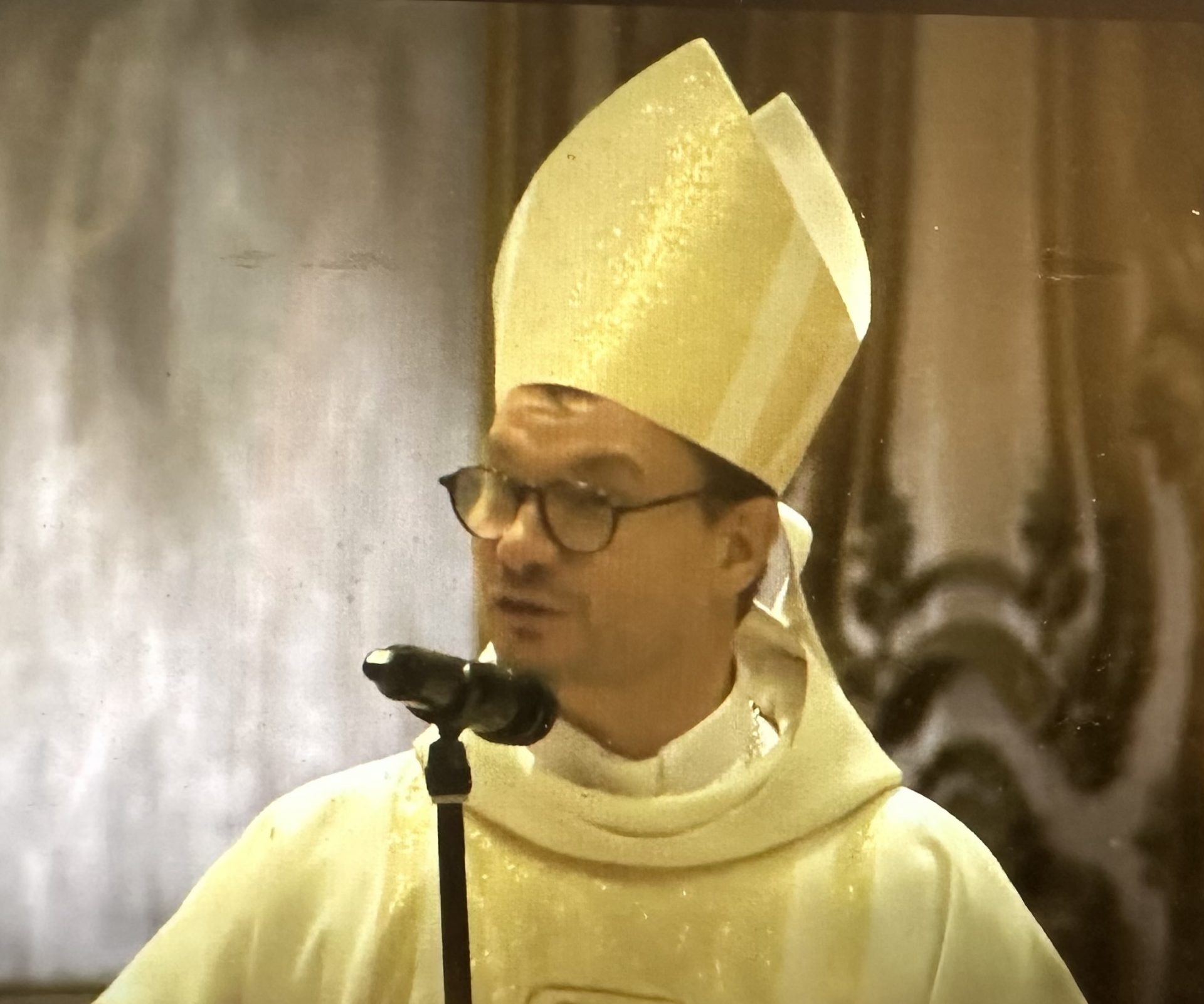 Pour revoir l’ordination épiscopale de Mgr Fabien Lejeusne nouvel évêque de Namur