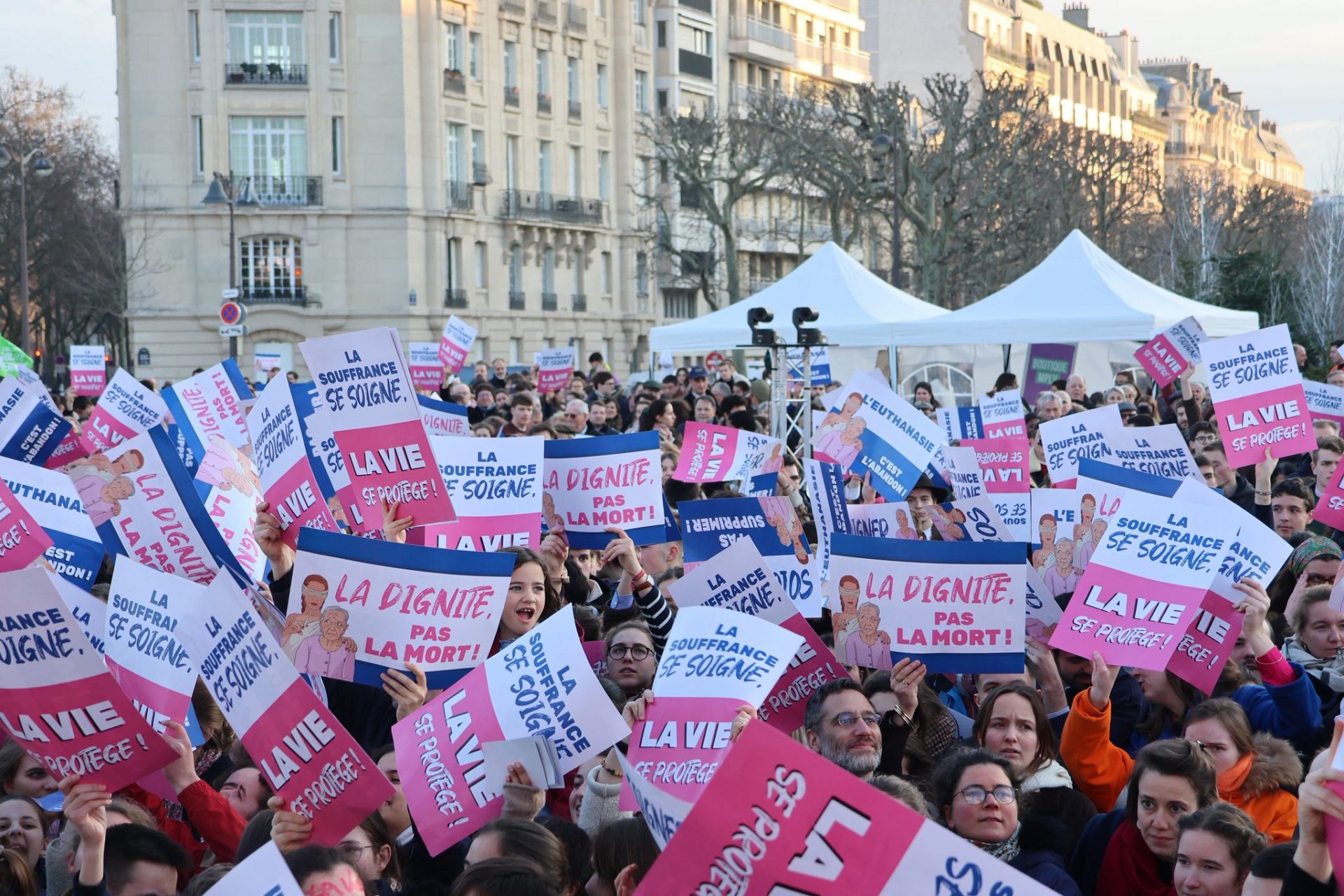 Paris: succès de la Marche pour la vie