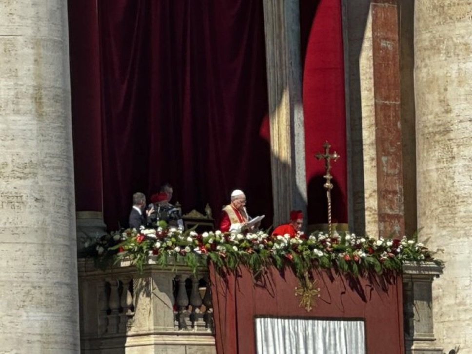 Rome: première bénédiction Urbi et Orbi pour le dimanche de Pâques du pape Léon XIV