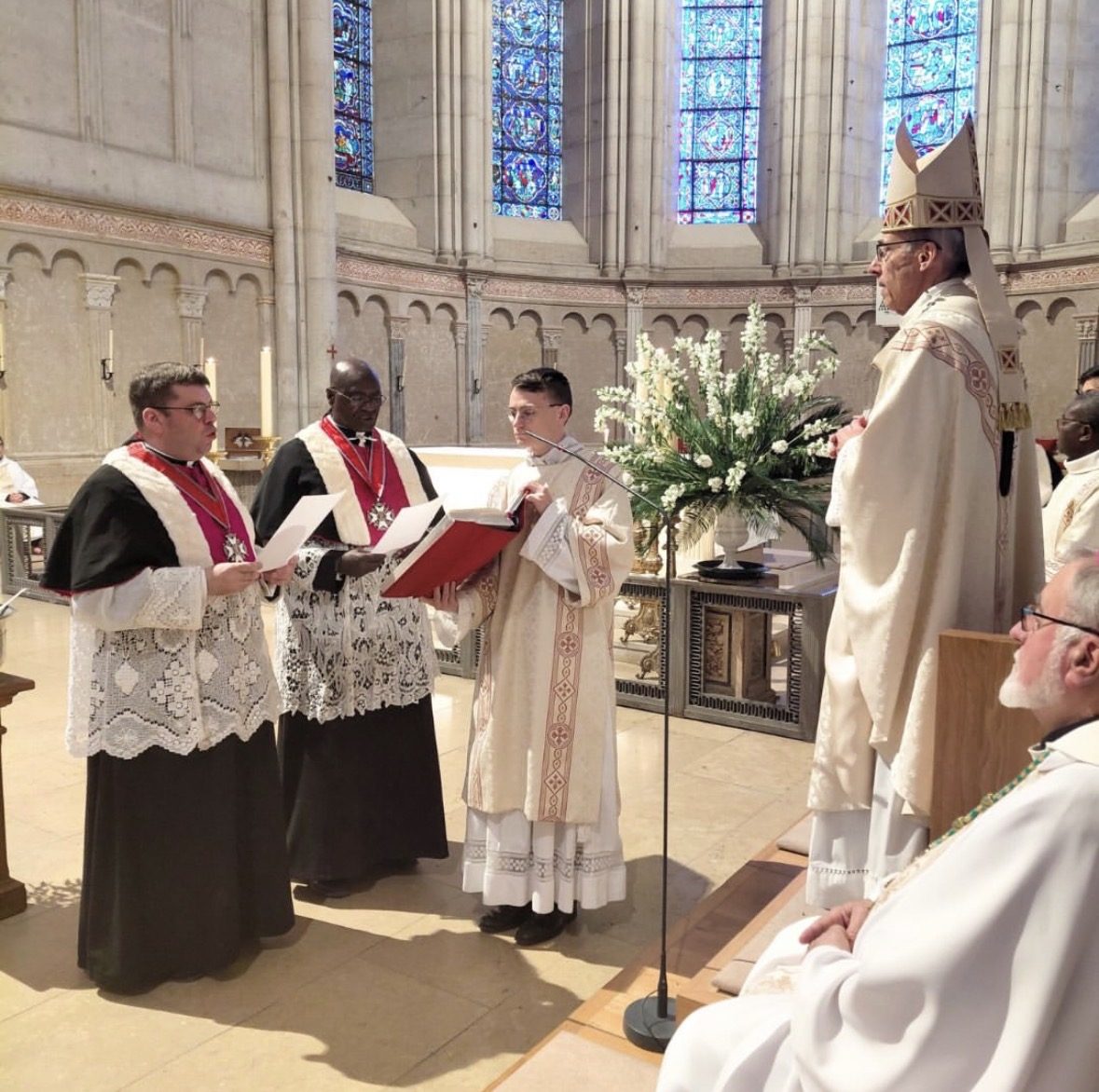 Lyon: installation de deux nouveaux chanoines