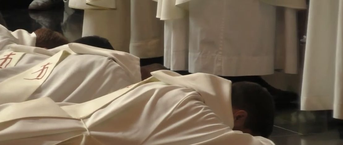 Évry :ordinations sacerdotales dans la communauté du Chemin Neuf